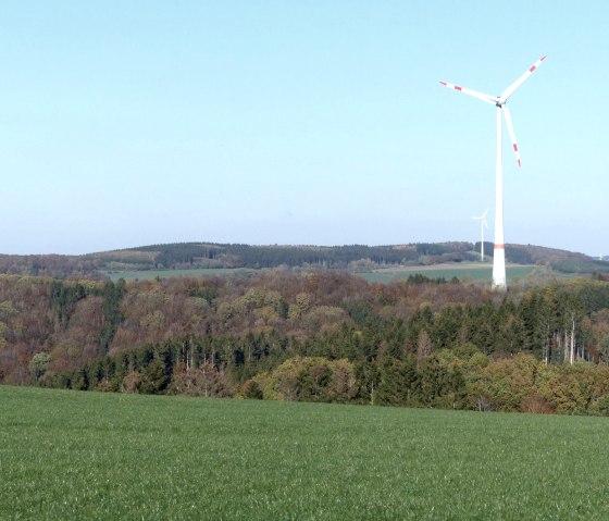 Windkrafträder bei Eilscheid, © TI Islek