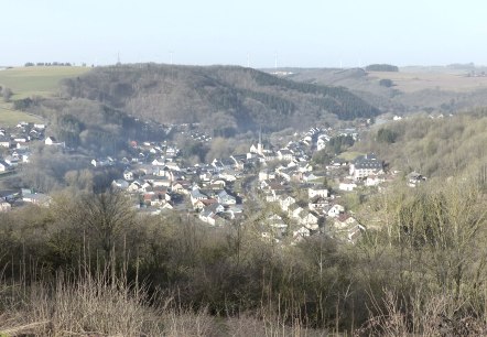 Blick auf Waxweiler, © Tourist-Information Islek, Ingrid Wirtzfeld