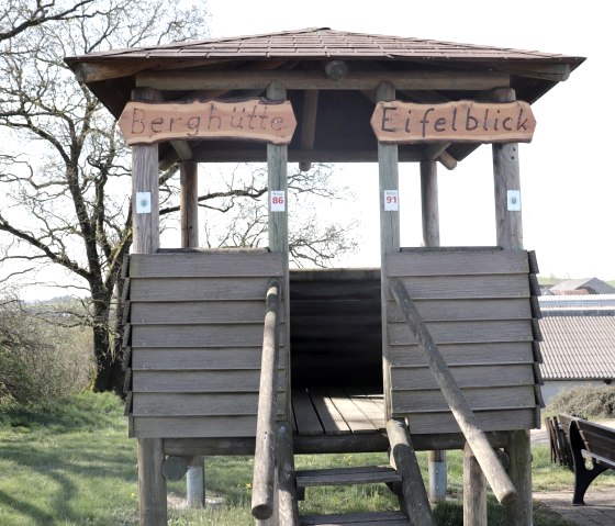 Hütte bei Lauperath, © Tourist-Info Islek, Ingrid Wirtzfeld